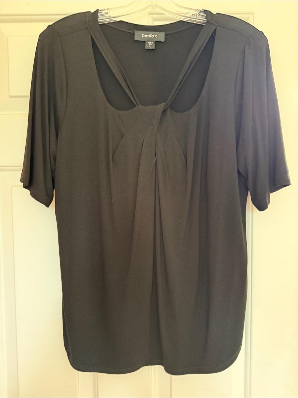 Karen Kane Black Short-Sleeve Twist-Neck Tee